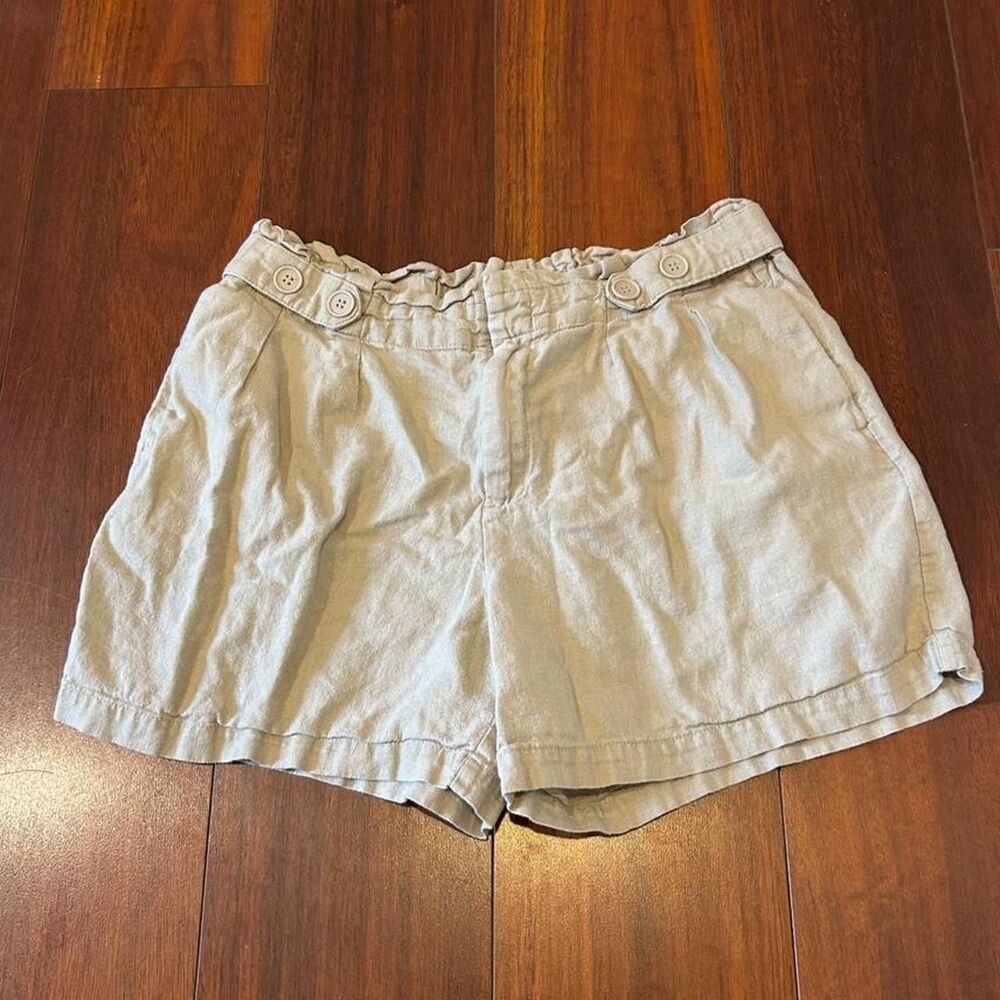 Unbranded Women's Tan and Cream Shorts